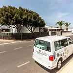 Luxury Casa El Marques 펜션 *
