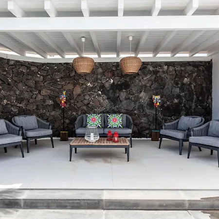 Luxury Casa El Marques 펜션 *